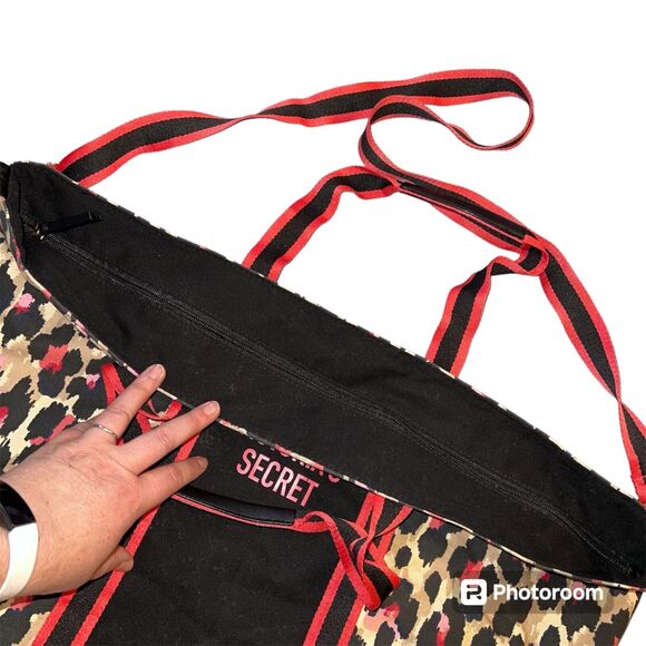 Victorias Secret Womens Large Bag Travel Weekend Leopard Cheetah Animal Print - Picture 13 of 16
